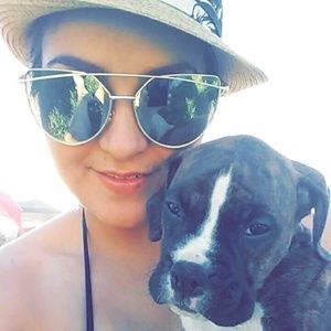 Meet your Posher, Rubi